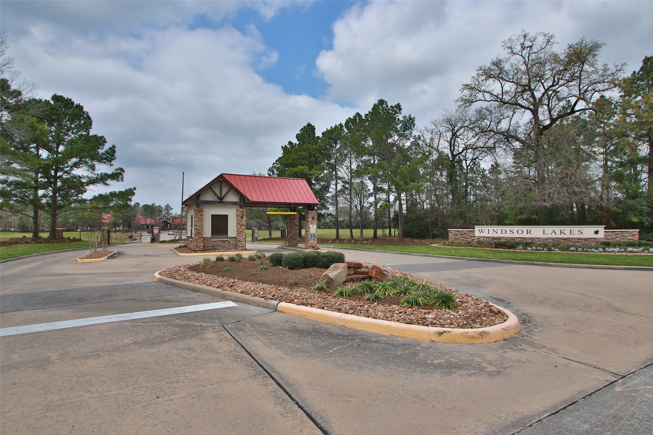 39 Trafalgar Place Conroe, TX 77384 - Photo 35 of 49