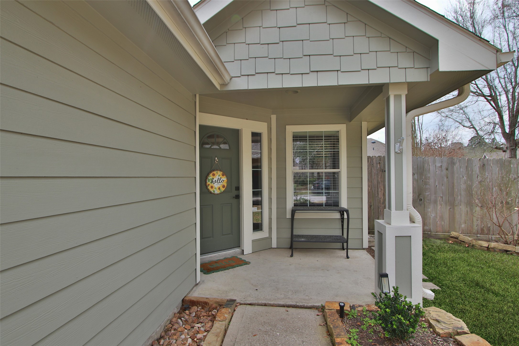 39 Trafalgar Place Conroe, TX 77384 - Photo 4 of 49