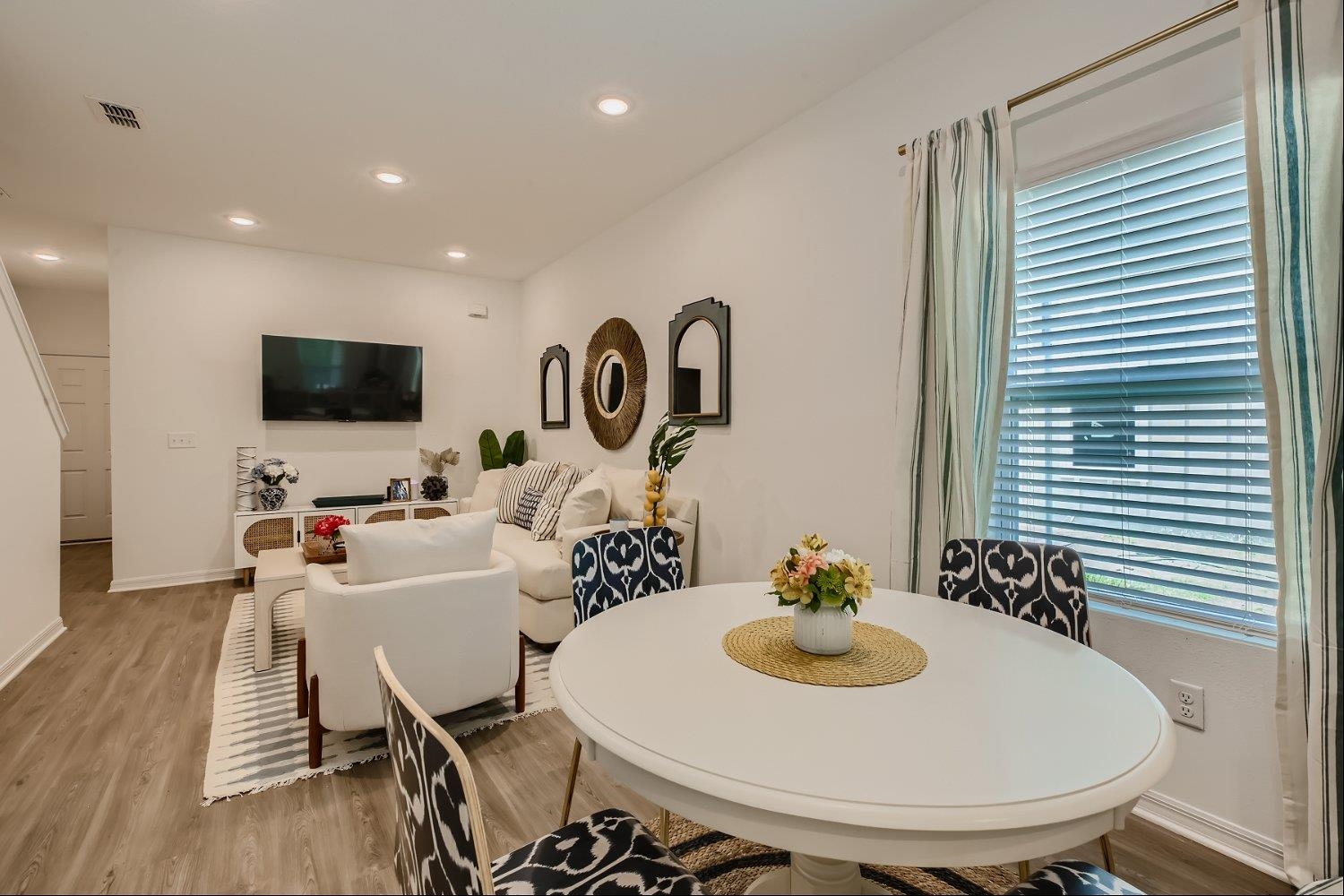 67 Pamplona Drive St. Augustine, FL 32086 - Photo 41 of 66 a living room with furniture and a flat screen tv