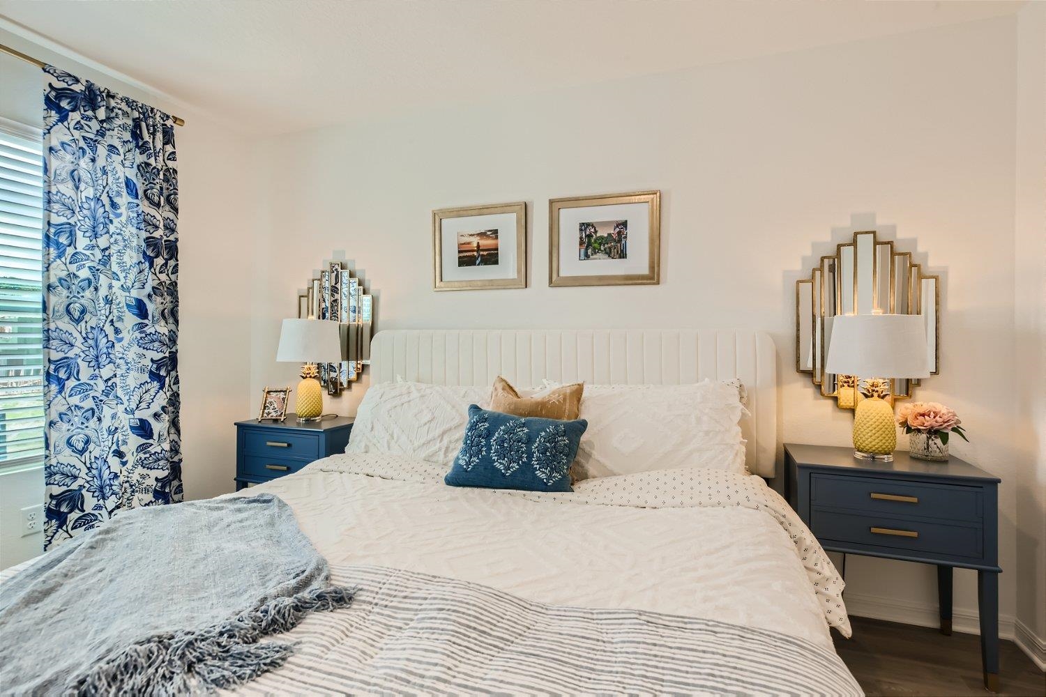 67 Pamplona Drive St. Augustine, FL 32086 - Photo 56 of 66 a bedroom with a bed and a table in it