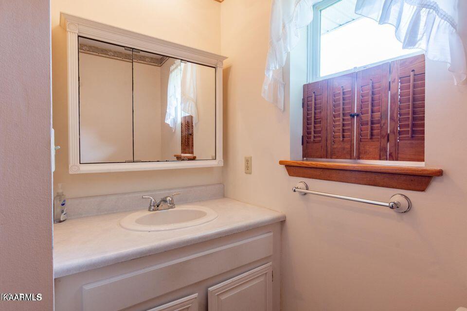 401 Ault Road Spring City, TN 37381 - Photo 24 of 47 24