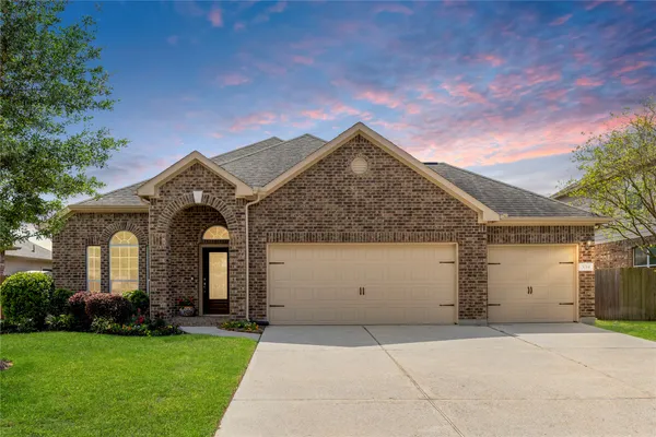 $335,000 | 3214 Clover Trace Drive, Spring, TX 77386