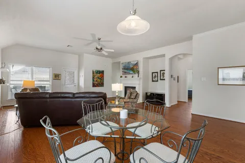 $335,000 | 3214 Clover Trace Drive, Spring, TX 77386