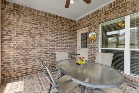 $335,000 | 3214 Clover Trace Drive, Spring, TX 77386