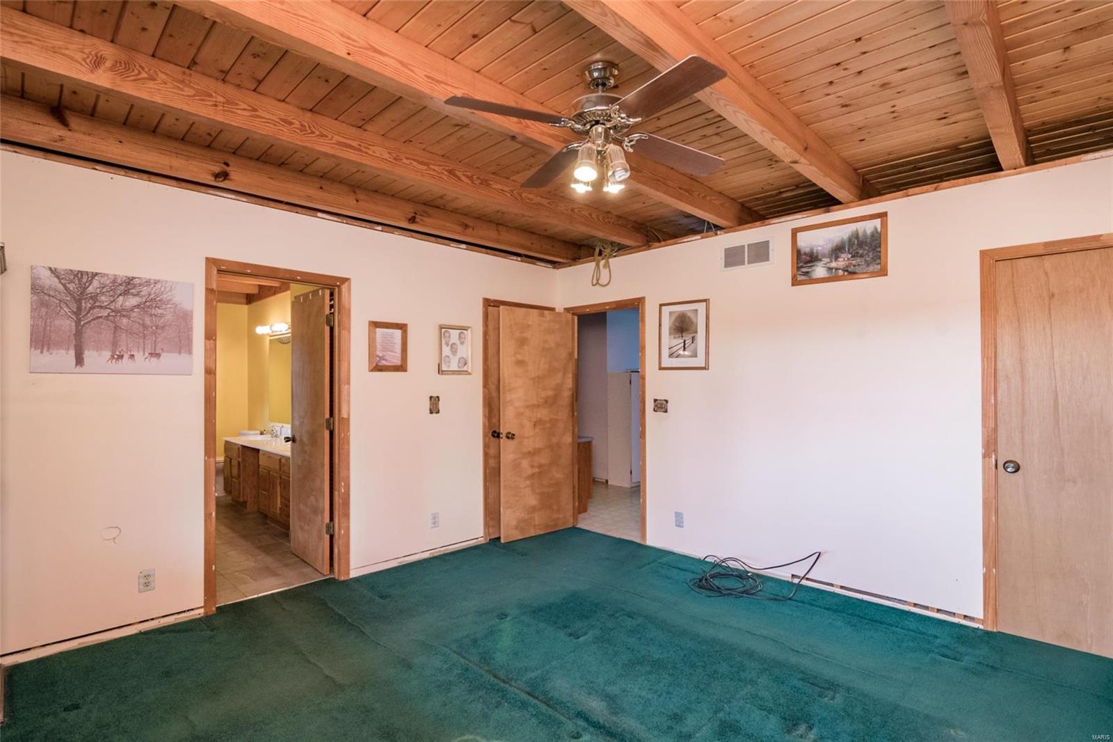 7630 Hans Lane Worden, IL 62097 - Photo 12 of 52 Gallery Image 12