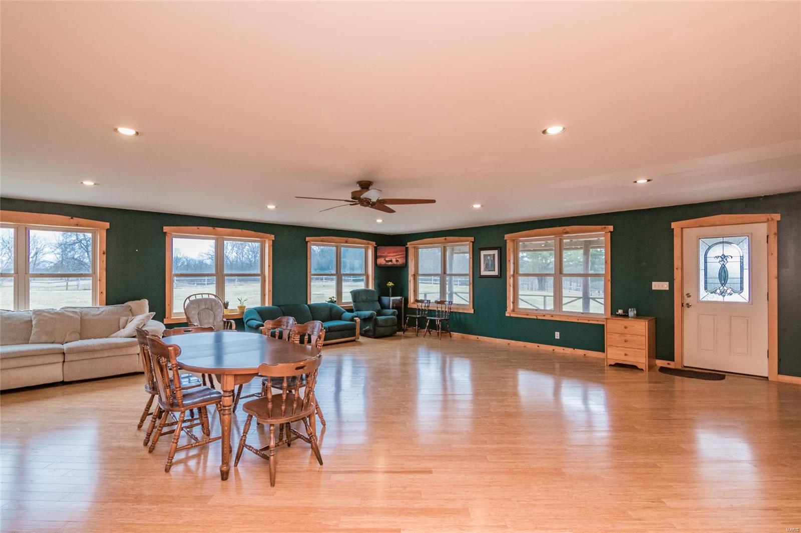 7630 Hans Lane Worden, IL 62097 - Photo 17 of 52 Gallery Image 17