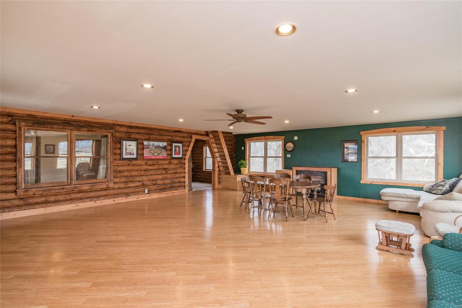 7630 Hans Lane Worden, IL 62097 - Photo 19 of 52 Gallery Image 19