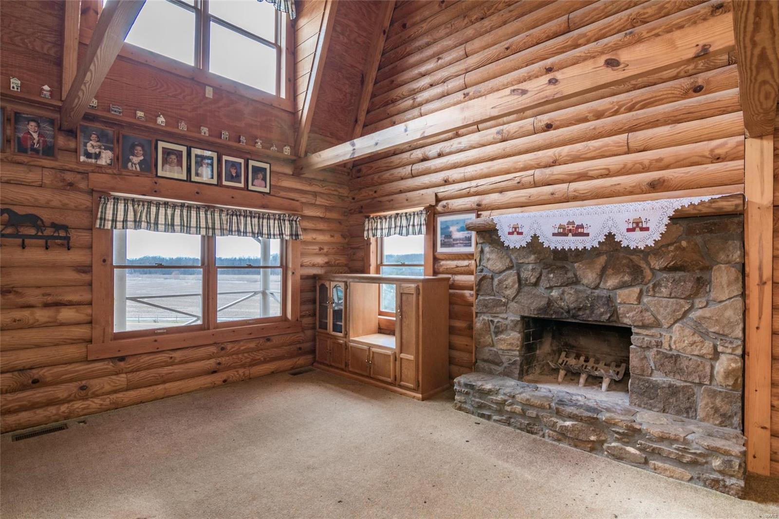 7630 Hans Lane Worden, IL 62097 - Photo 4 of 52 Gallery Image 4