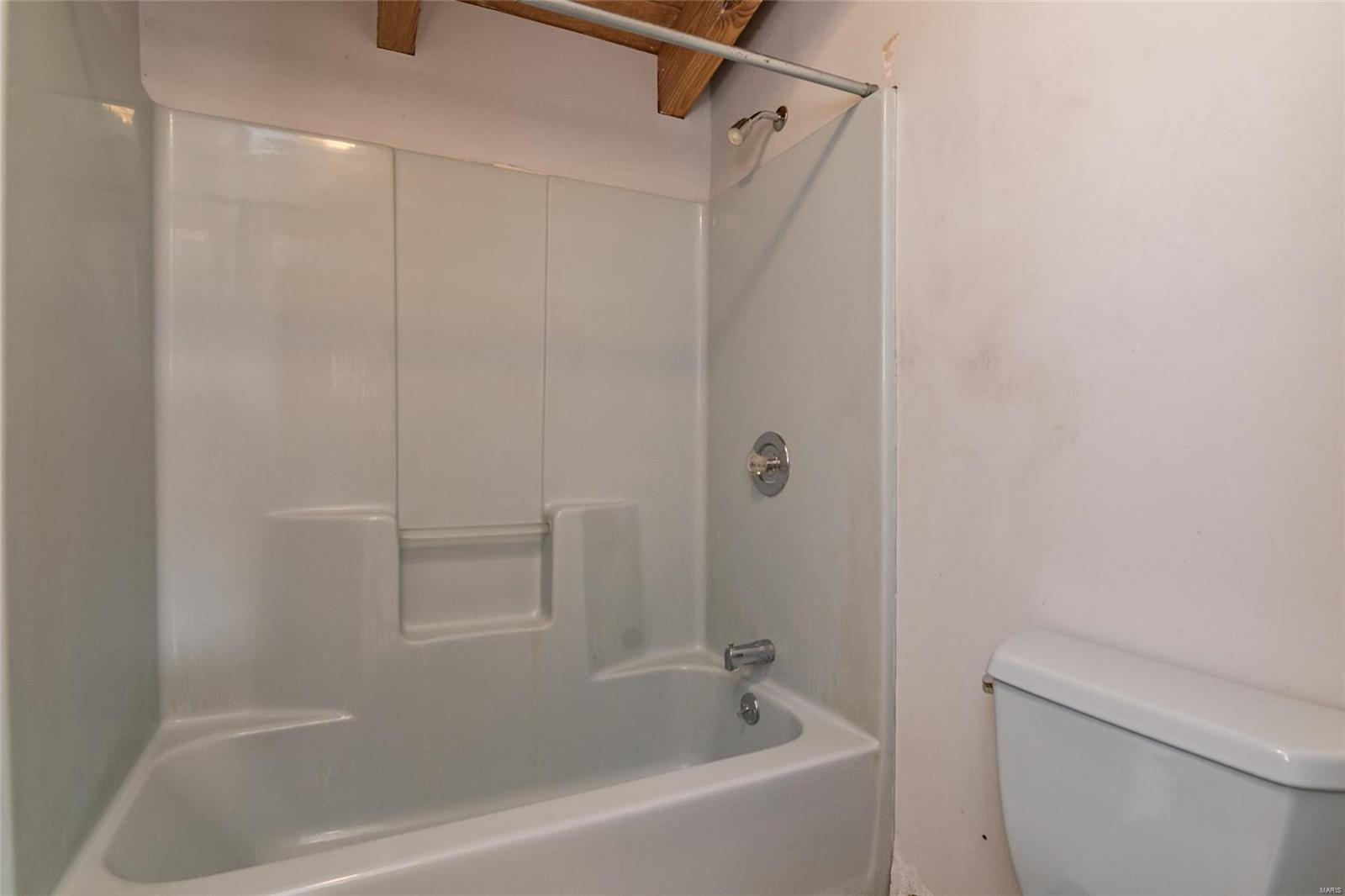 7630 Hans Lane Worden, IL 62097 - Photo 31 of 52 Gallery Image 31