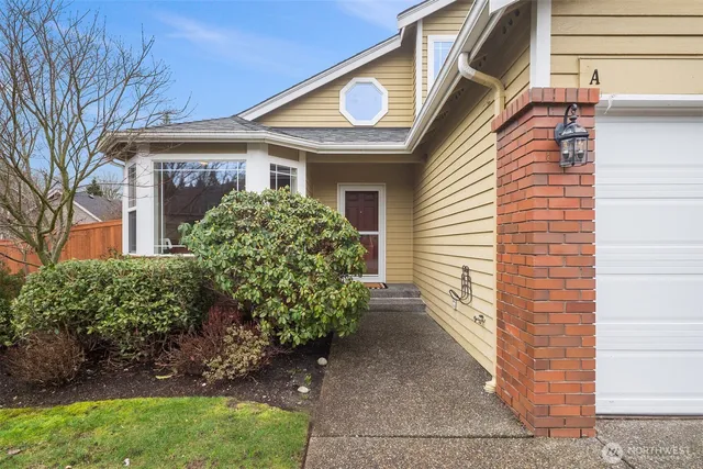 $685,000 | 19504 24th Drive Southeast, Unit A12, Bothell, WA 98012