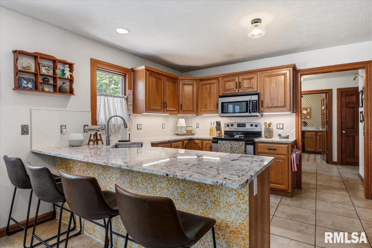 3821 Ryebrook Court Springfield, IL 62704 - Photo 12 of 55 Gallery Image 12