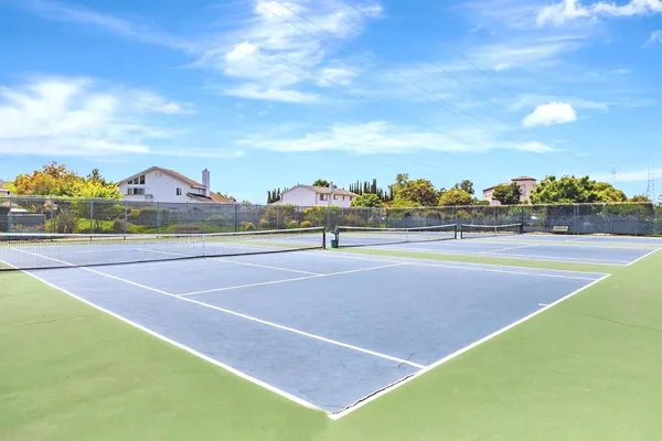 $899,000 | 1111 Compass Lane, Unit 205, Foster City, CA 94404