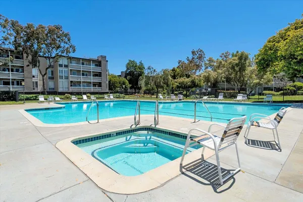 $899,000 | 1111 Compass Lane, Unit 205, Foster City, CA 94404