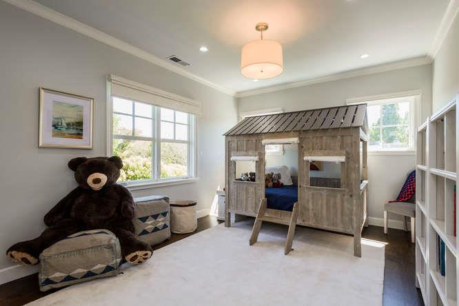 1035 Whitwell Road Hillsborough, CA 94010 - Photo 19 of 32 Gallery Image 19