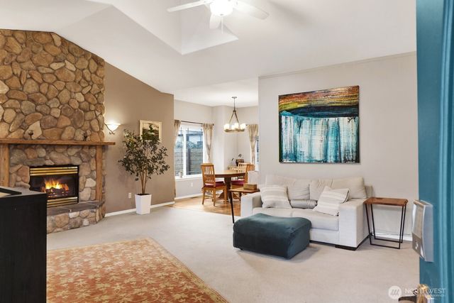 $740,000 | 222 Jerome Street, Bellingham, WA 98229