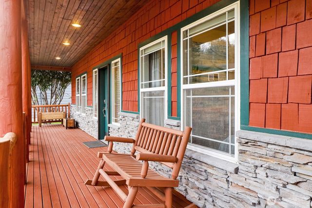 $740,000 | 222 Jerome Street, Bellingham, WA 98229