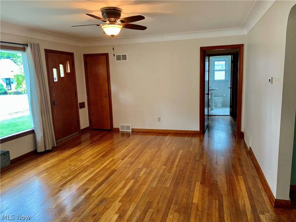 4345 Garwood Road Cleveland, OH 44109 - Photo 8 of 33 Gallery Image 8