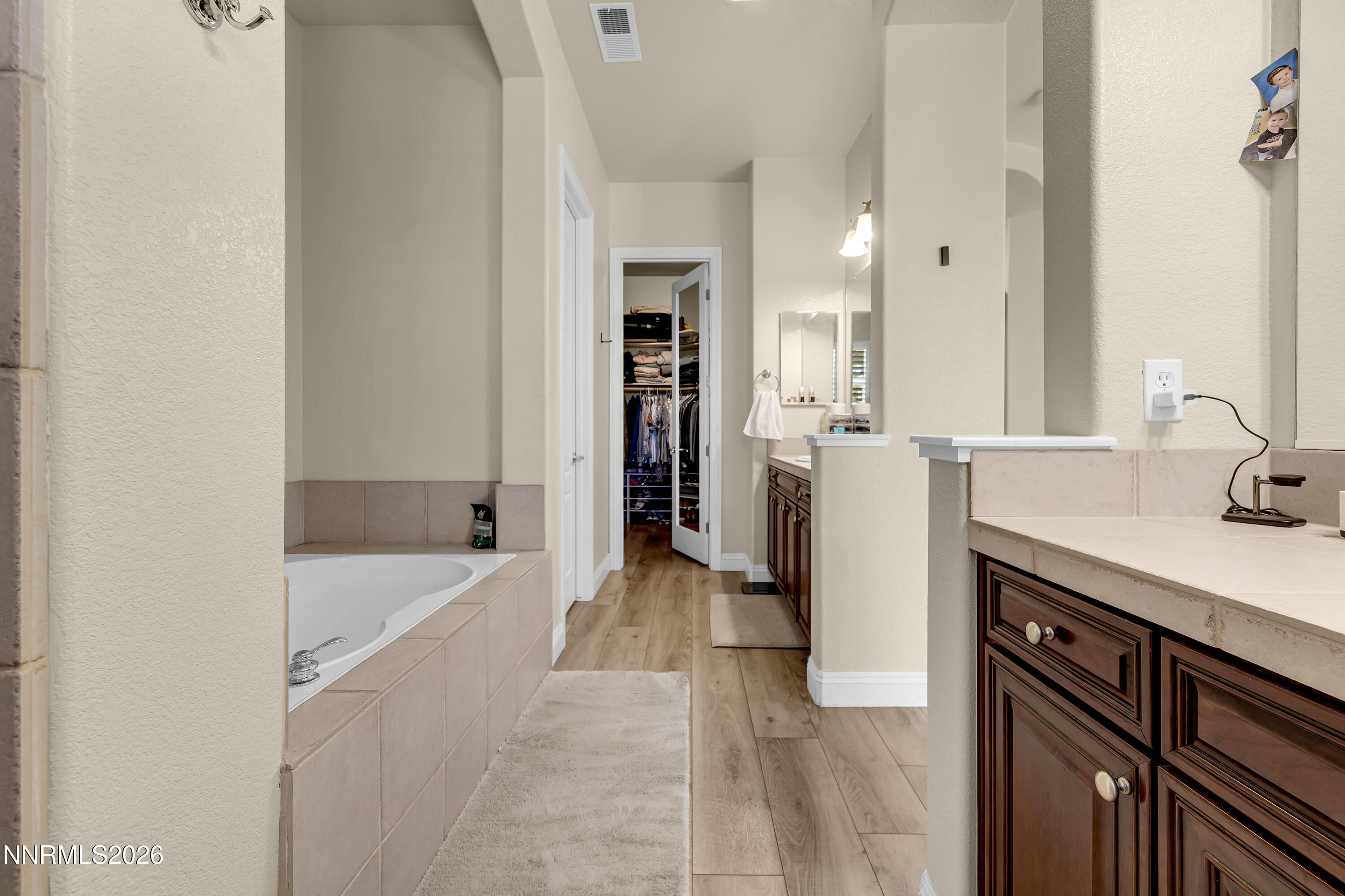 1795 Gold Belt Drive Reno, NV 89521 - Photo 31 of 55 GoldBelt1795-036