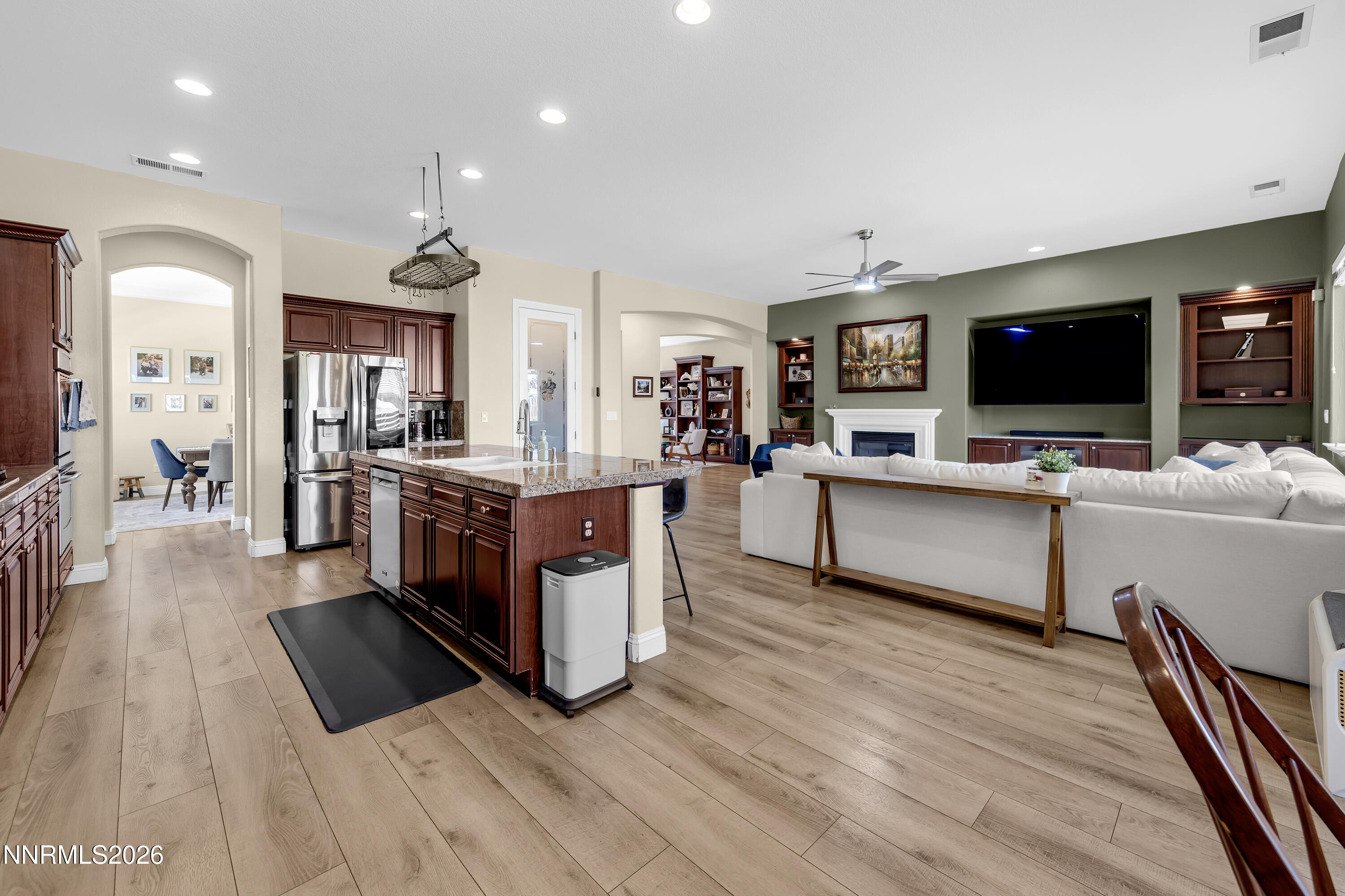 1795 Gold Belt Drive Reno, NV 89521 - Photo 7 of 55 GoldBelt1795-024