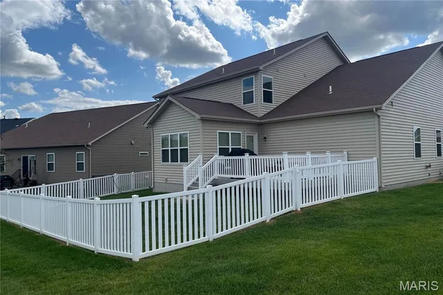 $535,900 | 102 Carlton Point Drive, Wentzville, MO 63385