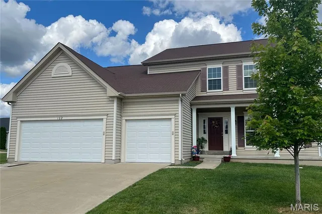 $535,900 | 102 Carlton Point Drive, Wentzville, MO 63385