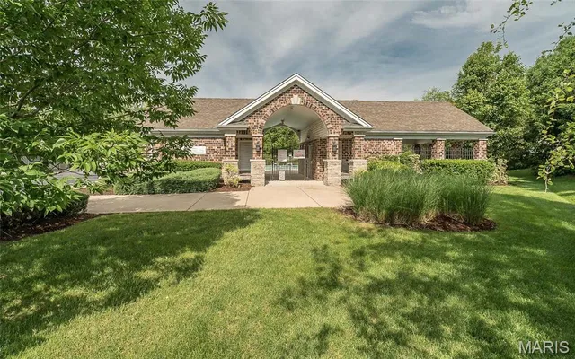 $535,900 | 102 Carlton Point Drive, Wentzville, MO 63385