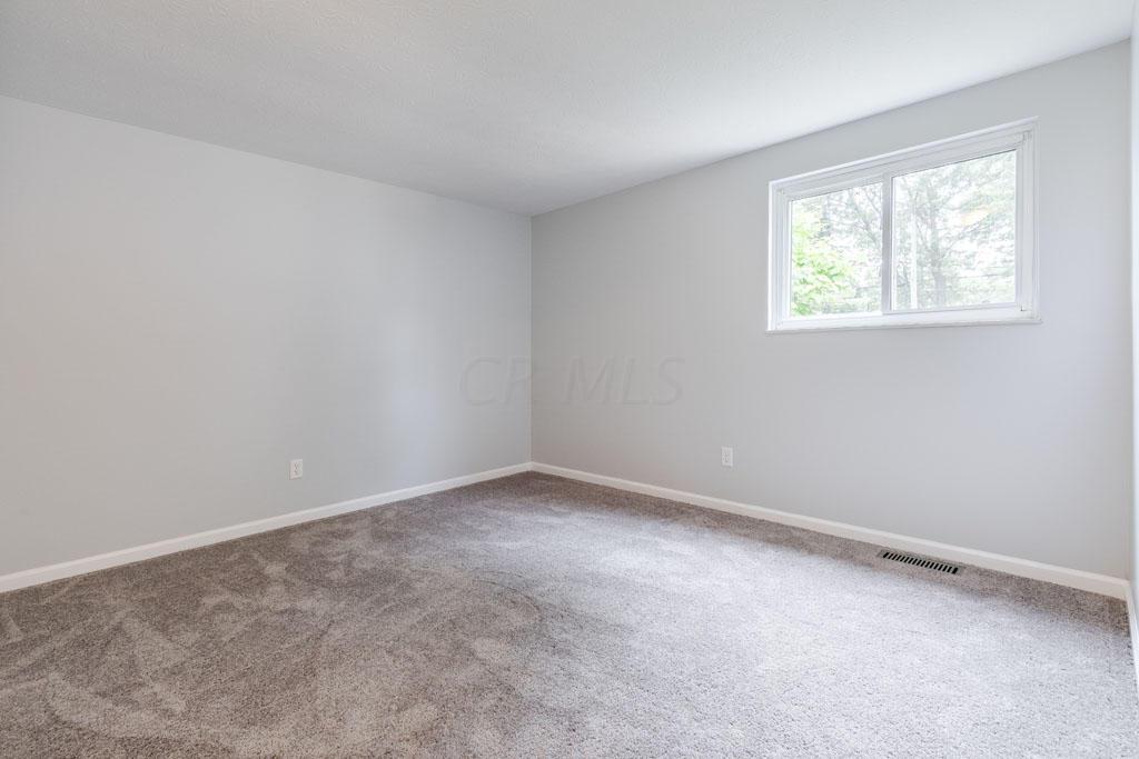 6394 Retton Road Reynoldsburg, OH 43068 - Photo 14 of 17