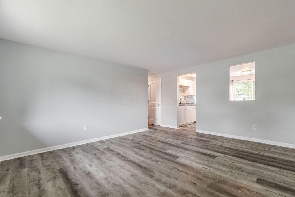6394 Retton Road Reynoldsburg, OH 43068 - Photo 4 of 17