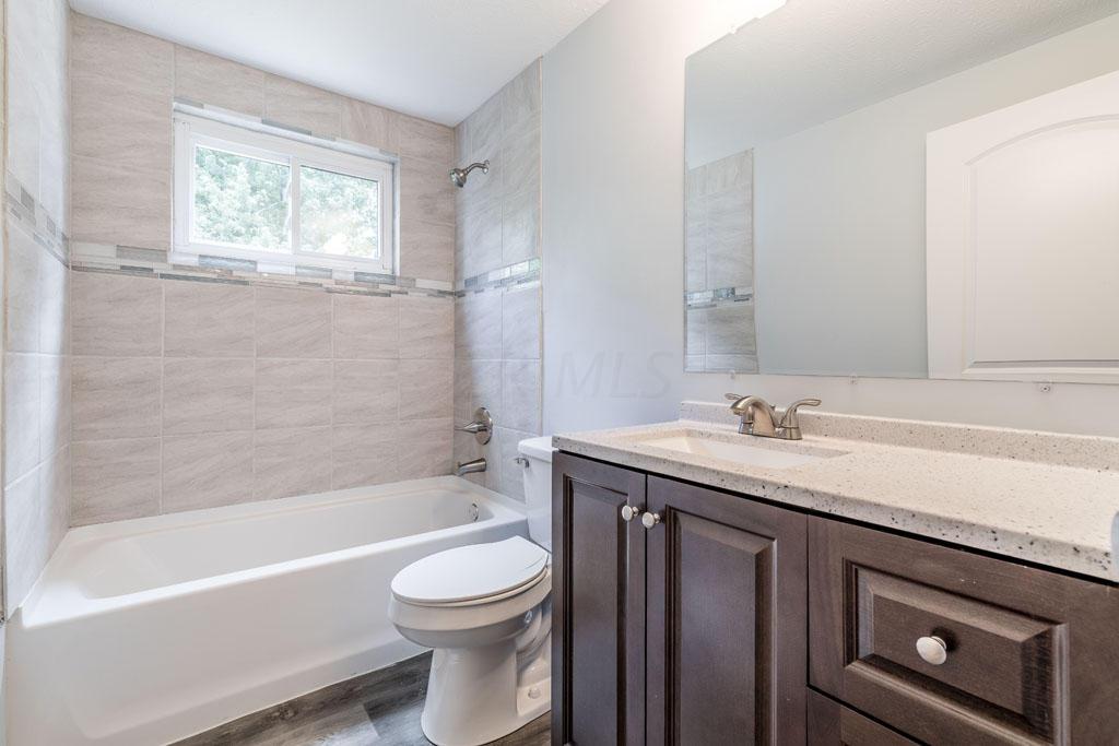 6394 Retton Road Reynoldsburg, OH 43068 - Photo 9 of 17