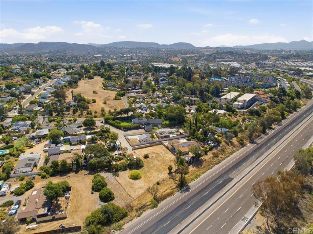 564 Rolling Hills Road Vista, CA 92083 - Photo 7 of 30