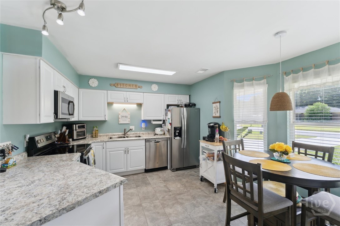 1250 Roberts Way Pooler, GA 31322 - Photo 15 of 44