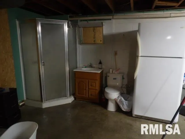 $190,000 | 736 North Mill Street, Carrier Mills, IL 62917