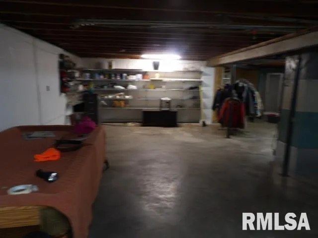 $190,000 | 736 North Mill Street, Carrier Mills, IL 62917