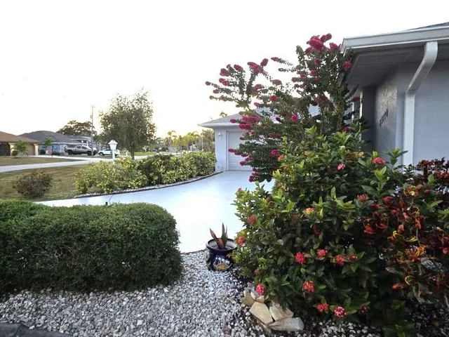 $385,000 | 25170 Obelisk Court, Punta Gorda, FL 33983