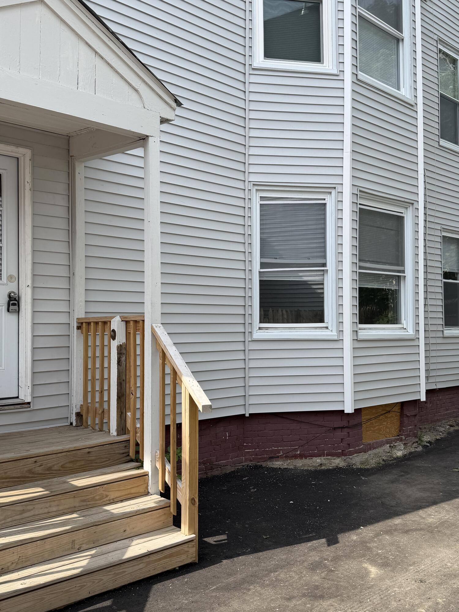 16 Howe Street Lewiston, ME 04240 - Photo 16 of 90 IMG_1155