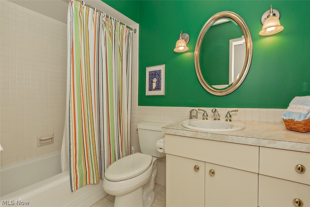 28725 Bolingbrook Road Pepper Pike, OH 44124 - Photo 20 of 27