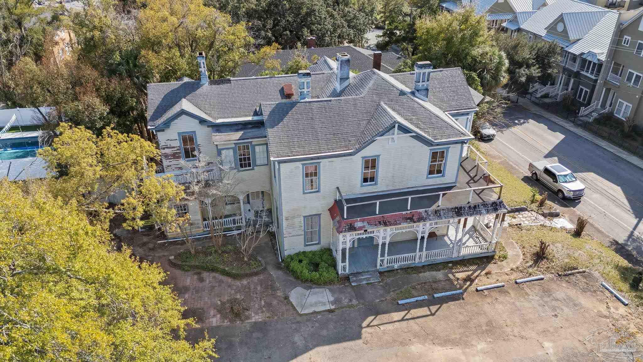 520 North Spring Street Pensacola, FL 32501 - Photo 2 of 30