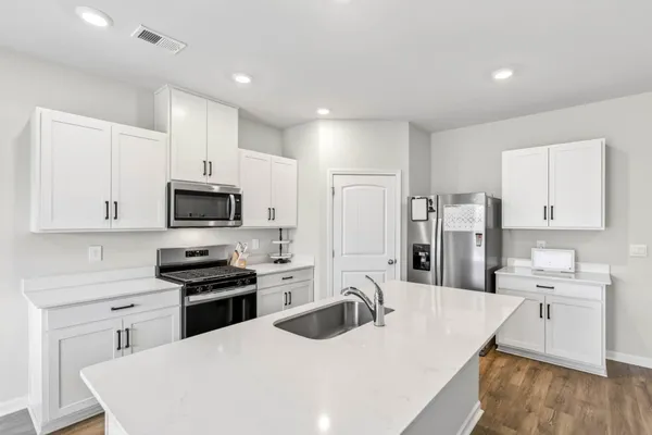 $425,000 | 2172 Sevier Lane, White House, TN 37188