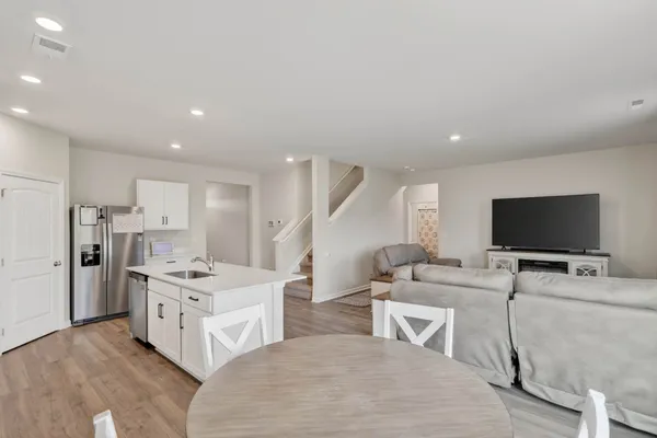 $425,000 | 2172 Sevier Lane, White House, TN 37188