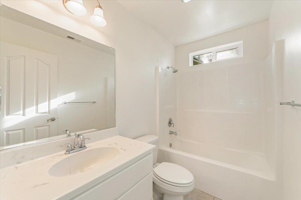 5318 Muskrat Road Weed, CA 96094 - Photo 17 of 35 Gallery Image 17
