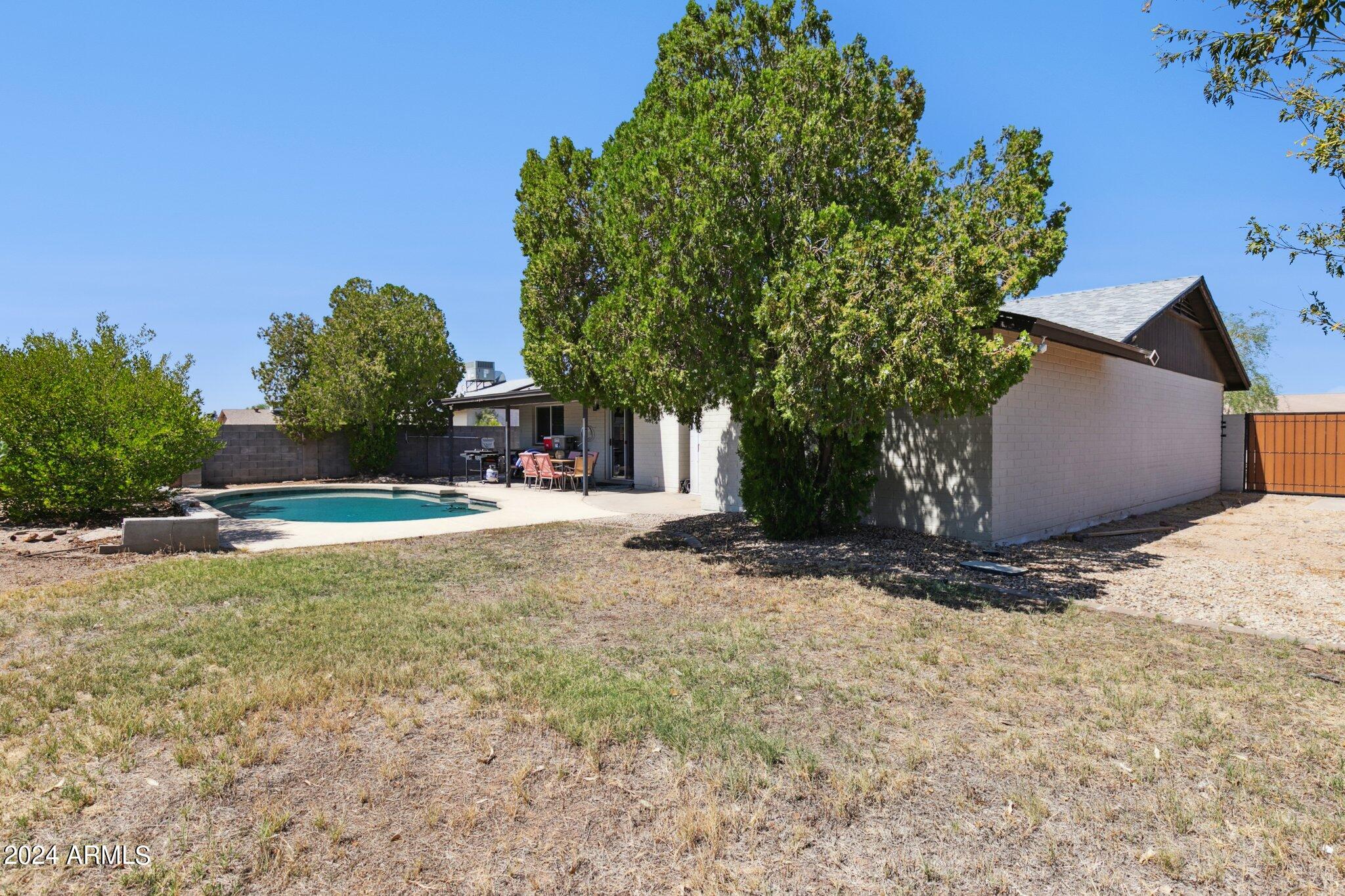 1609 West Utopia Road Phoenix, AZ 85027 - Photo 21 of 23 26-web-or-mls-1609-w-utopia-rd