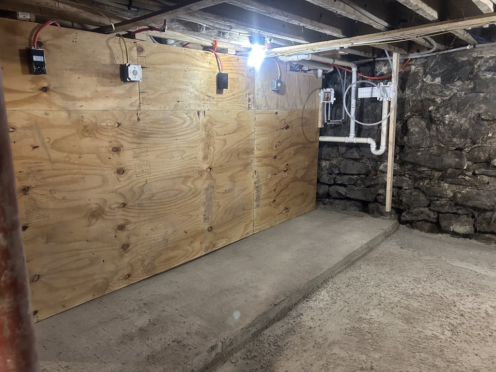 19 Pine Street Athol, MA 01331 - Photo 14 of 25 a view of walk in closet