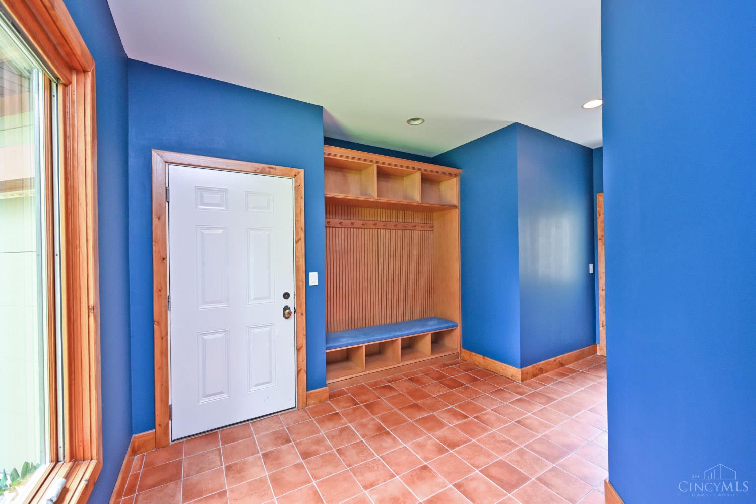41 Locust Hill Road Cincinnati, OH 45245 - Photo 49 of 84 Gallery Image 49