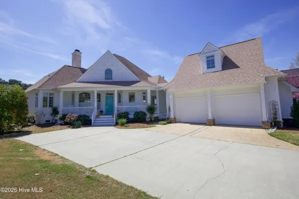 $660,000 | 332 Magnolia Circle, Southern Pines, NC 28387