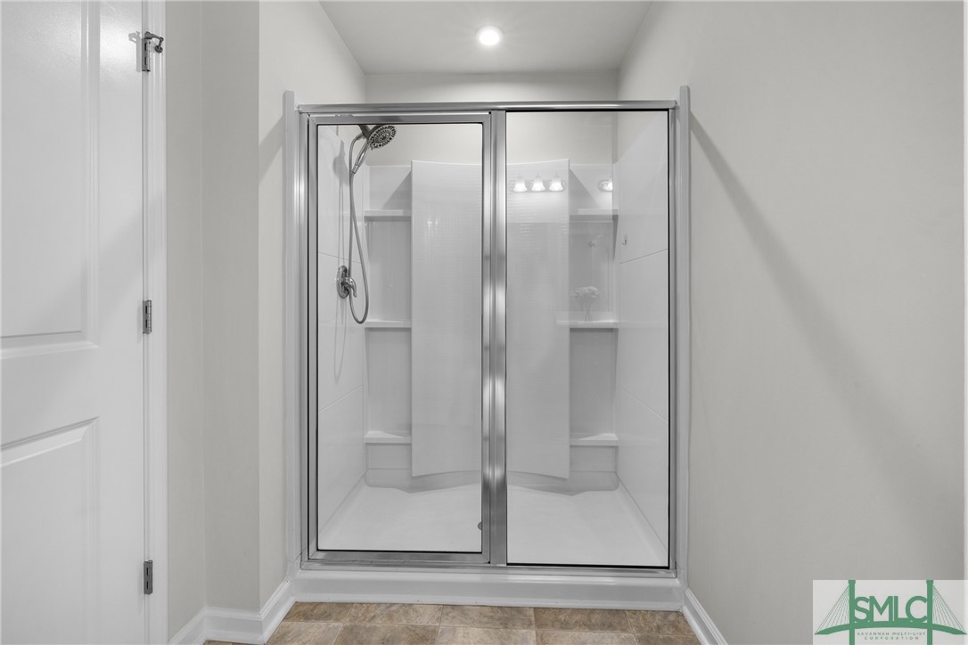 130 Benelli Drive Pooler, GA 31322 - Photo 22 of 41 Primary Bathroom