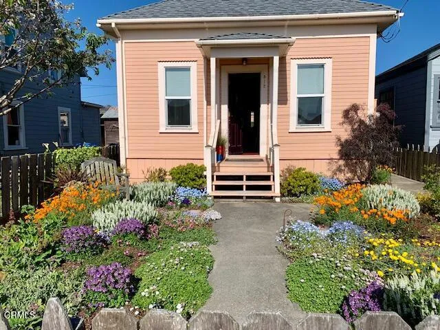 $530,000 | 512 North McPherson Street, Fort Bragg, CA 95437