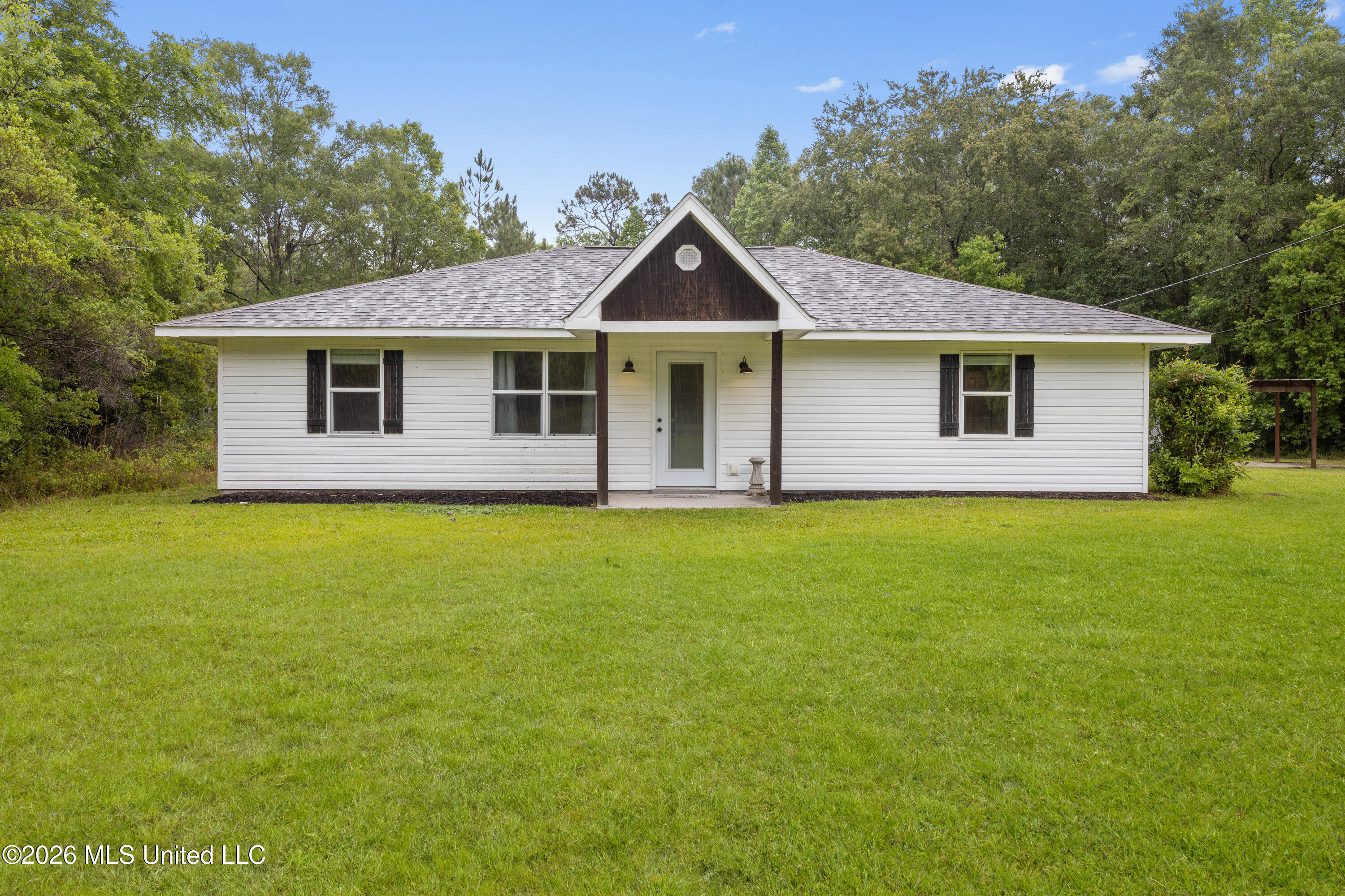 15380 Three Rivers Road Biloxi, MS 39532 - Photo 1 of 28 00001