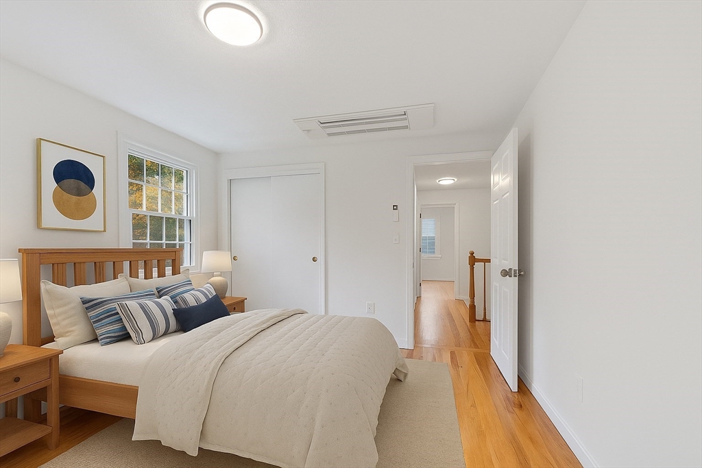 22 Selfridge Road Bedford, MA 01730 - Photo 17 of 27