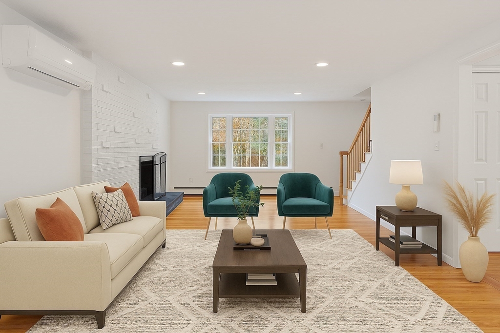 22 Selfridge Road Bedford, MA 01730 - Photo 7 of 27