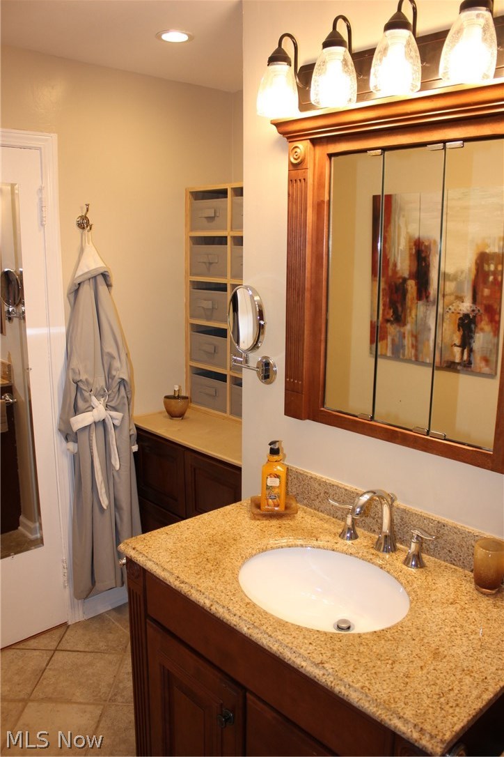 2536 Ashurst Road University Heights, OH 44118 - Photo 15 of 22